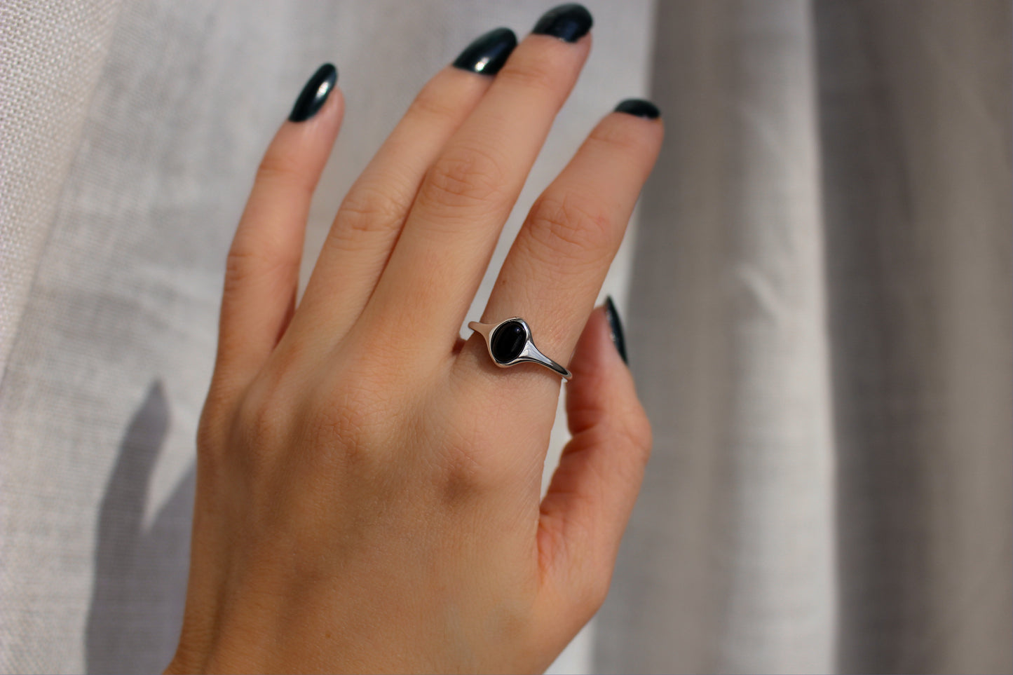 ONY - S925 Sterling Silver Ring ∙ Waterproof ∙ Black Agate