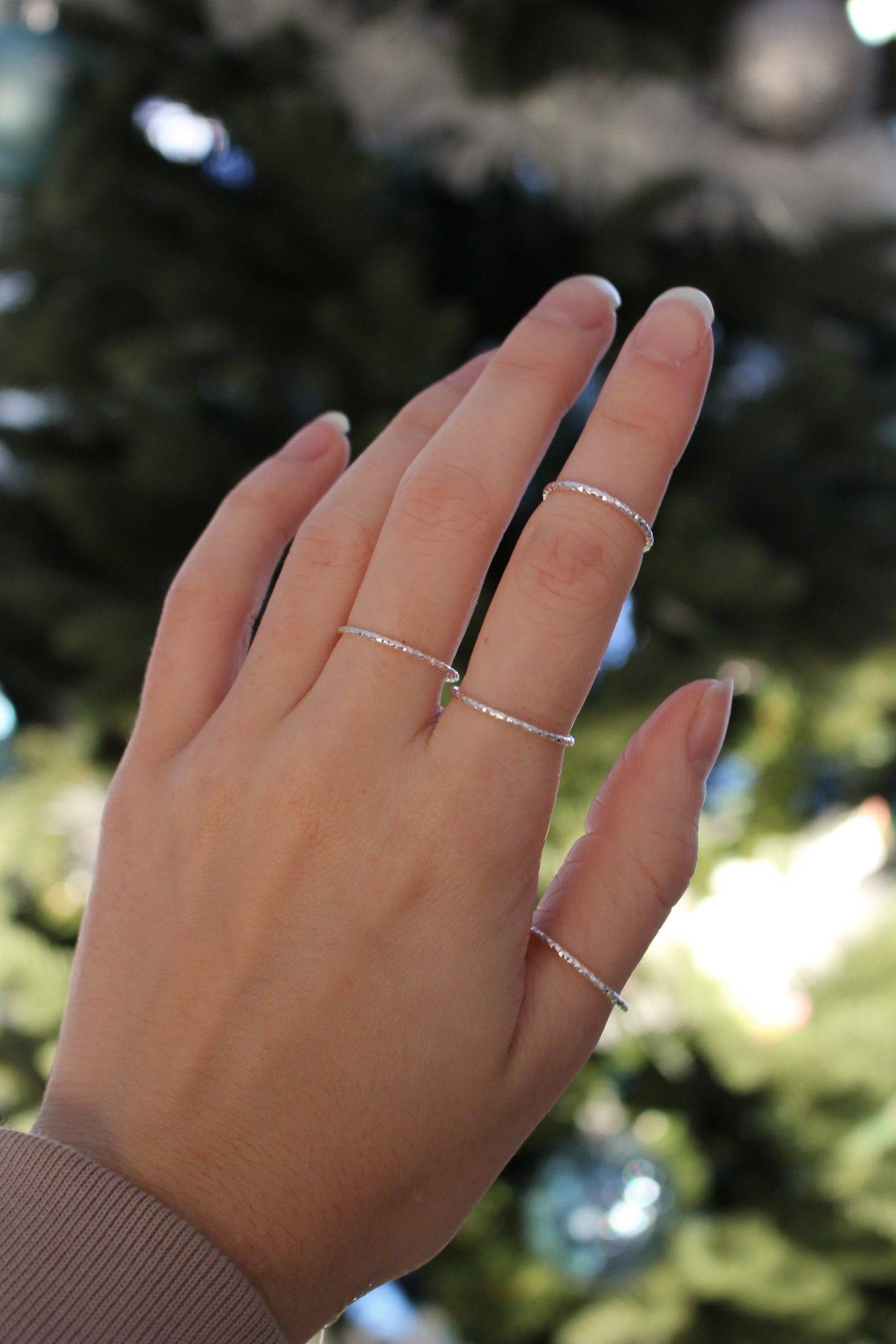 1x Dainty Ring in 925 Sterling Silver ∙ Fine Stackable rings ∙ 100% silver ∙ Waterproof & Tarnish Free ∙ Sparkling Ring ∙ Thin Band Ring