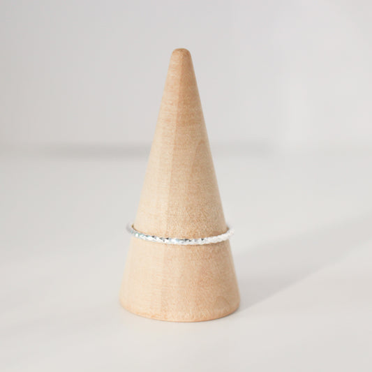 1x Dainty Ring in 925 Sterling Silver ∙ Fine Stackable rings ∙ 100% silver ∙ Waterproof & Tarnish Free ∙ Sparkling Ring ∙ Thin Band Ring