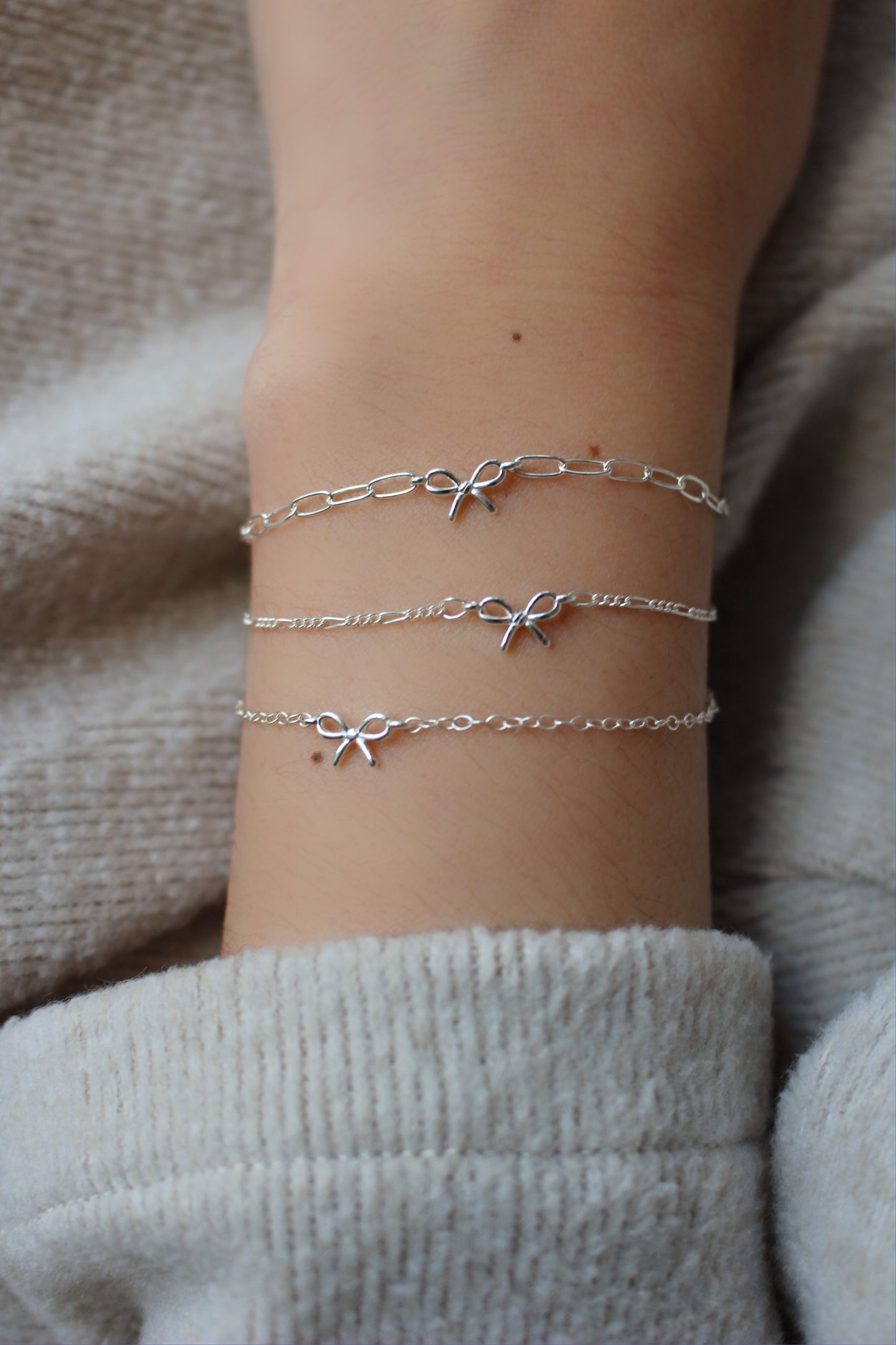 COQUETTE - Mini Bow Bracelet in 925 Sterling Silver · Ribbon Bow