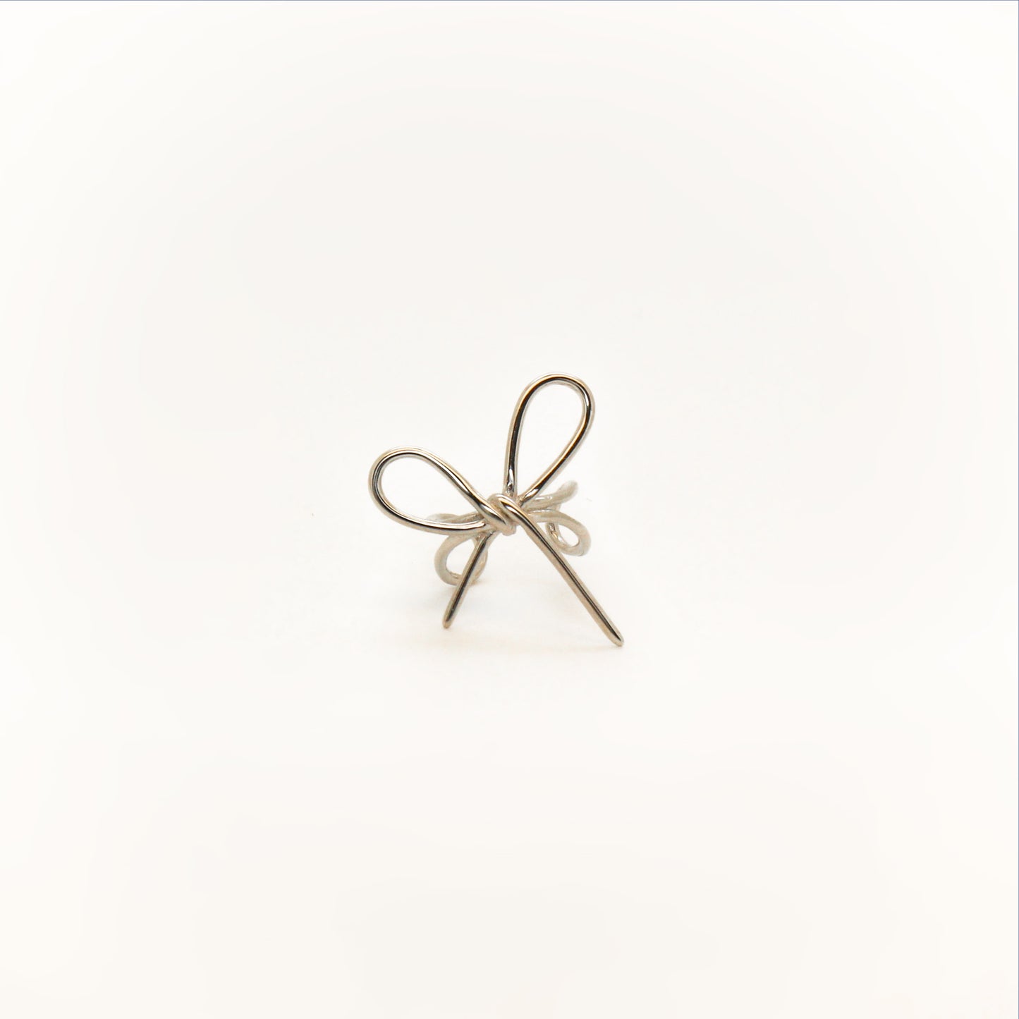 925 Sterling Silver Bow Ear Cuff ∙ Tiny Wire Cuff ∙ Fake Piercing