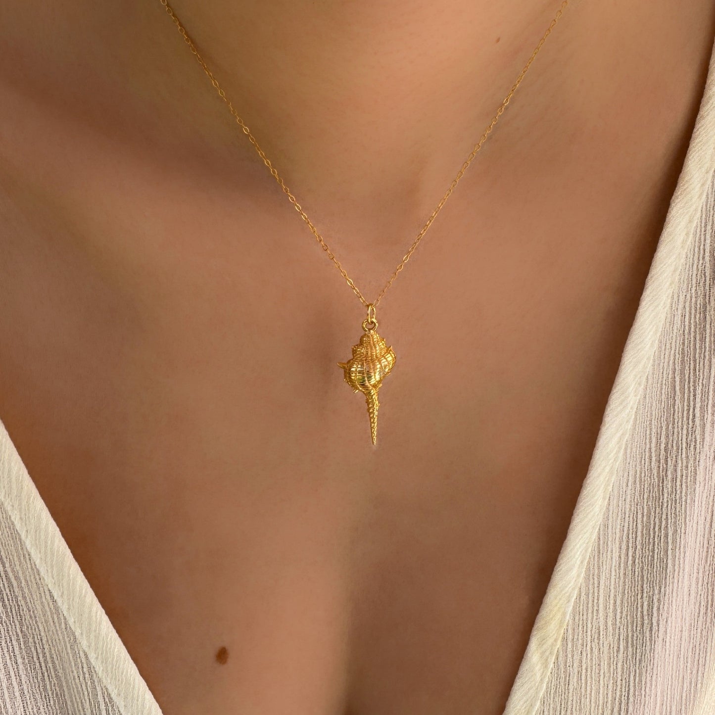 925 Sterling Silver Conch Shell Necklace with 18k finish