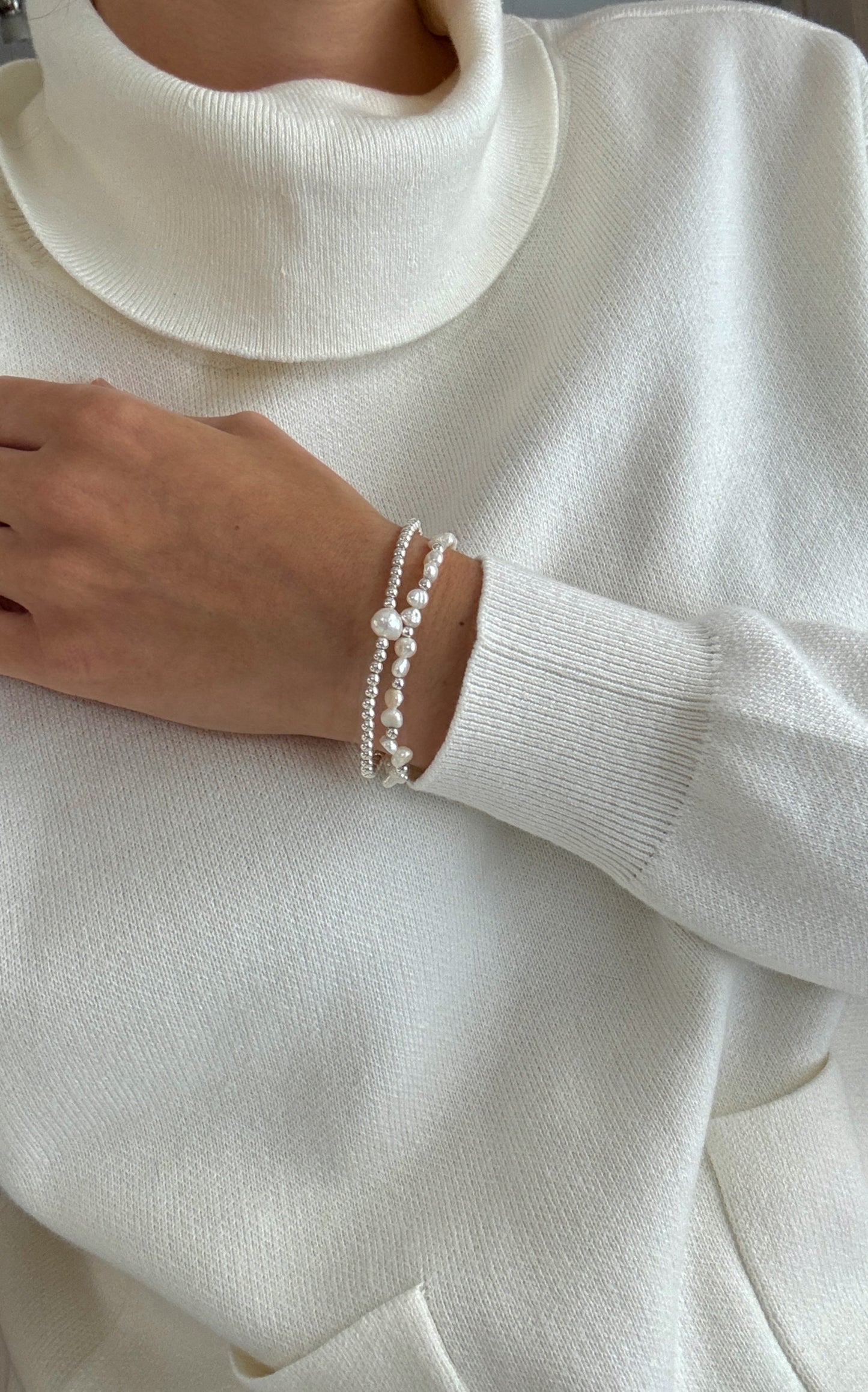 Elegant 925 Sterling Silver Beaded Bracelet with Natural Freshwater Baroque Pearls