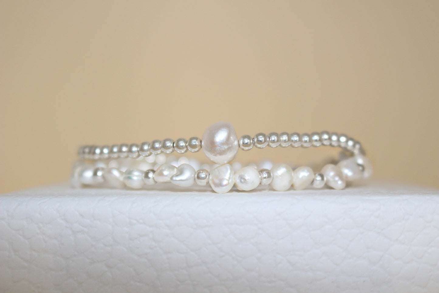 Elegant 925 Sterling Silver Beaded Bracelet with Natural Freshwater Baroque Pearls