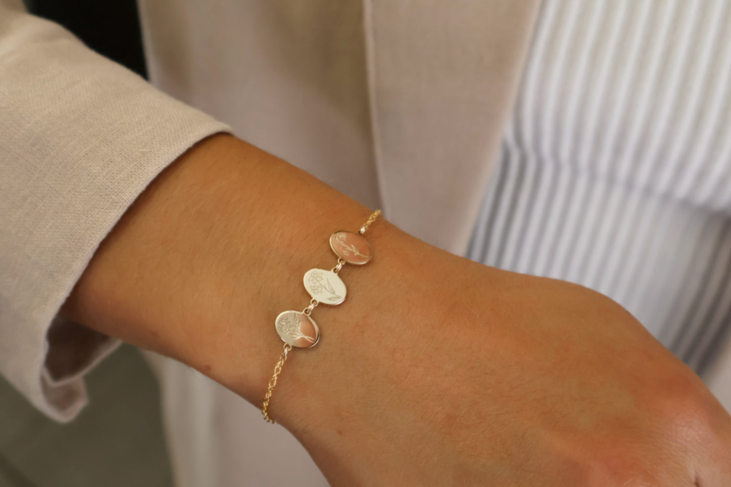 Birth Flower Bracelet in 14k Gold Filled · Waterproof Bracelet · Botanical Bracelet