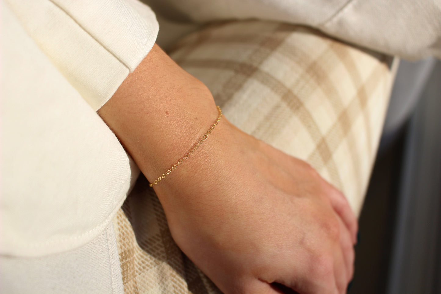 14k Gold Filled Cable Chain Bracelet ∙ Minimalist Custom Bracelet Length ∙ Gift for her ∙ Bridesmaid Gift ∙ 1.6mm ∙ Gold Tiny Bracelet