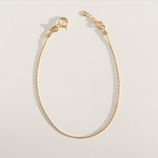 14k Gold Filled Snake Chain Bracelet ∙ Minimalist Layering Bracelet ∙ Adjustable Bracelet For Women ∙ Gift for wife ∙ 0.7mm ∙ Anti tarnish