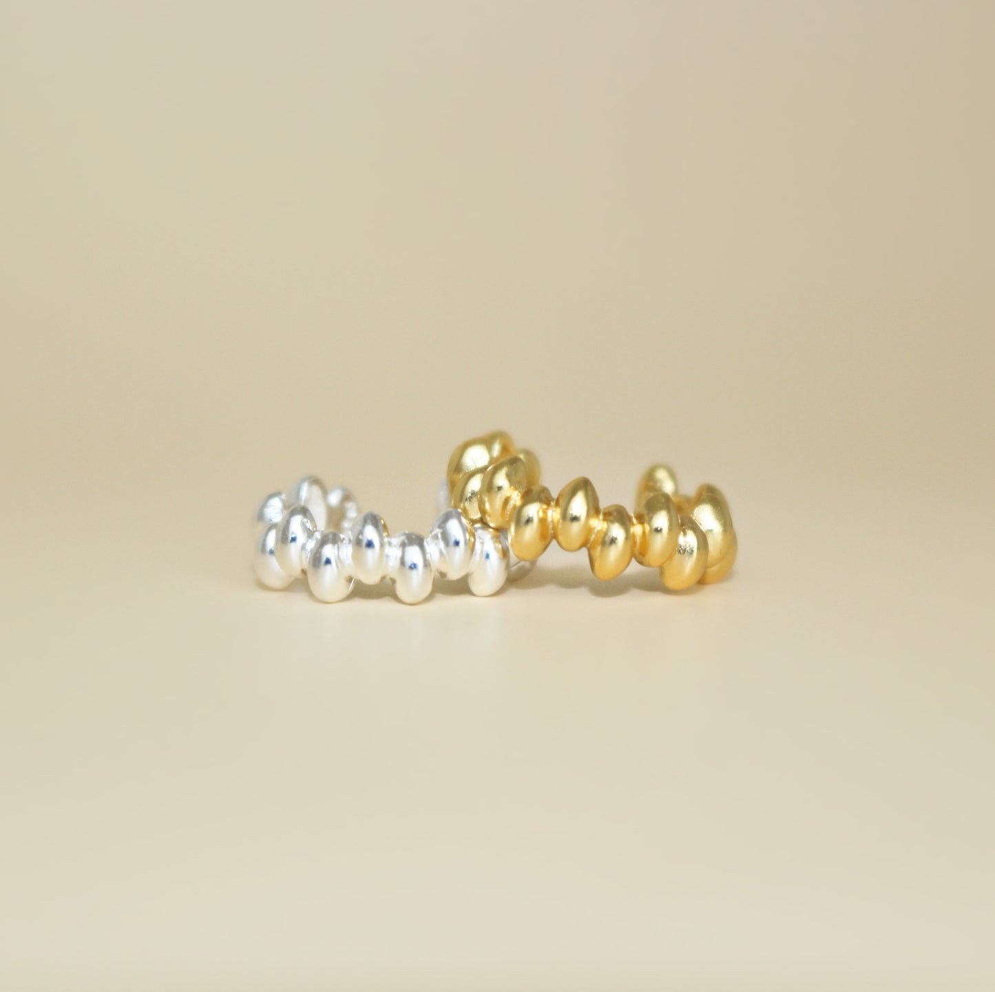Mini Rice Beads Earcuff in 925 Sterling Silver ∙ 18k Gold Cuff ∙ Shiny Peas Cuffs