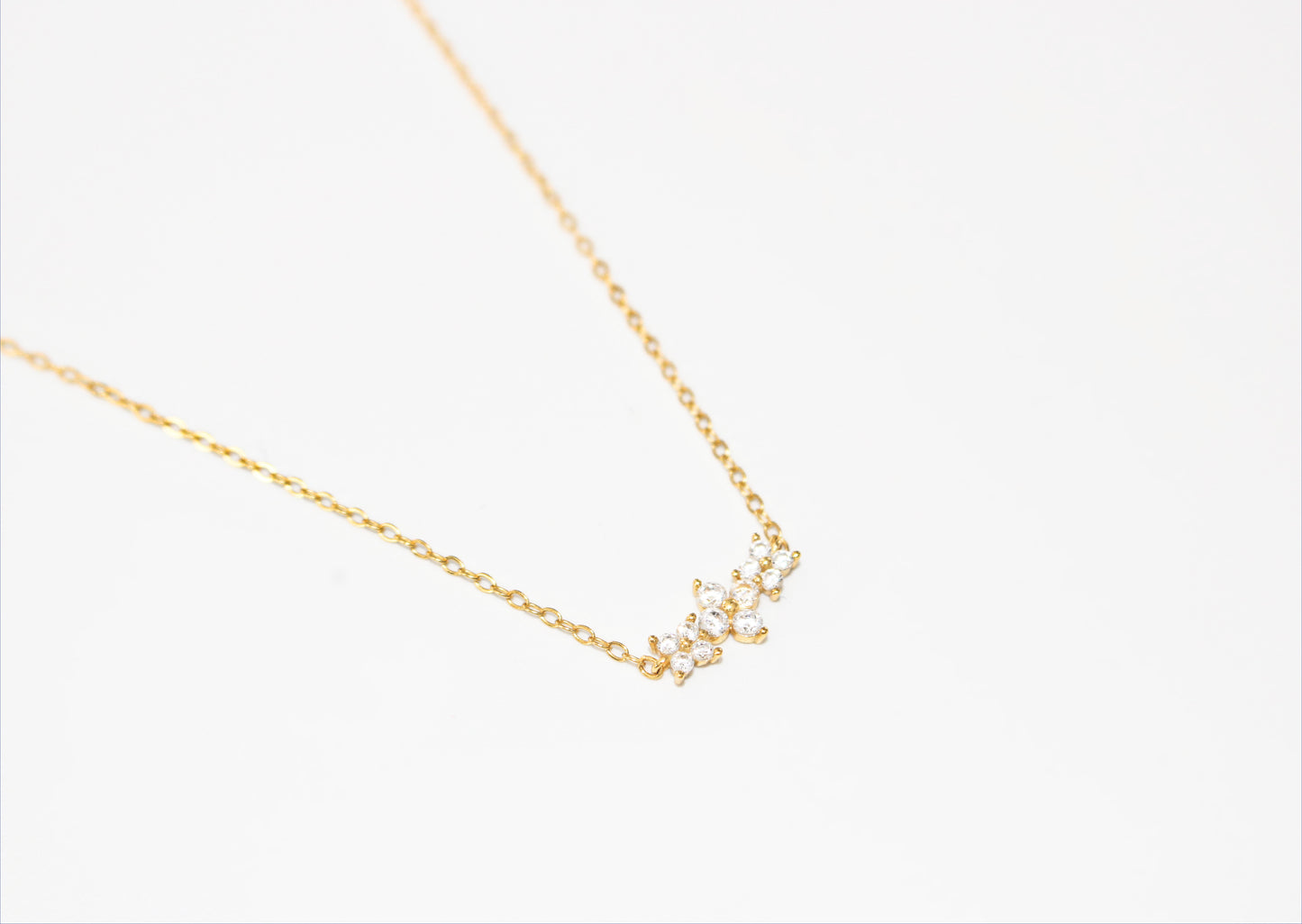 925 Sterling Silver Dainty Flower Necklace ∙ Trio Flower Chain