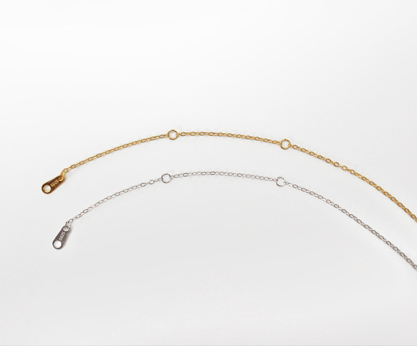 925 Sterling Silver Dainty Flower Necklace ∙ Trio Flower Chain