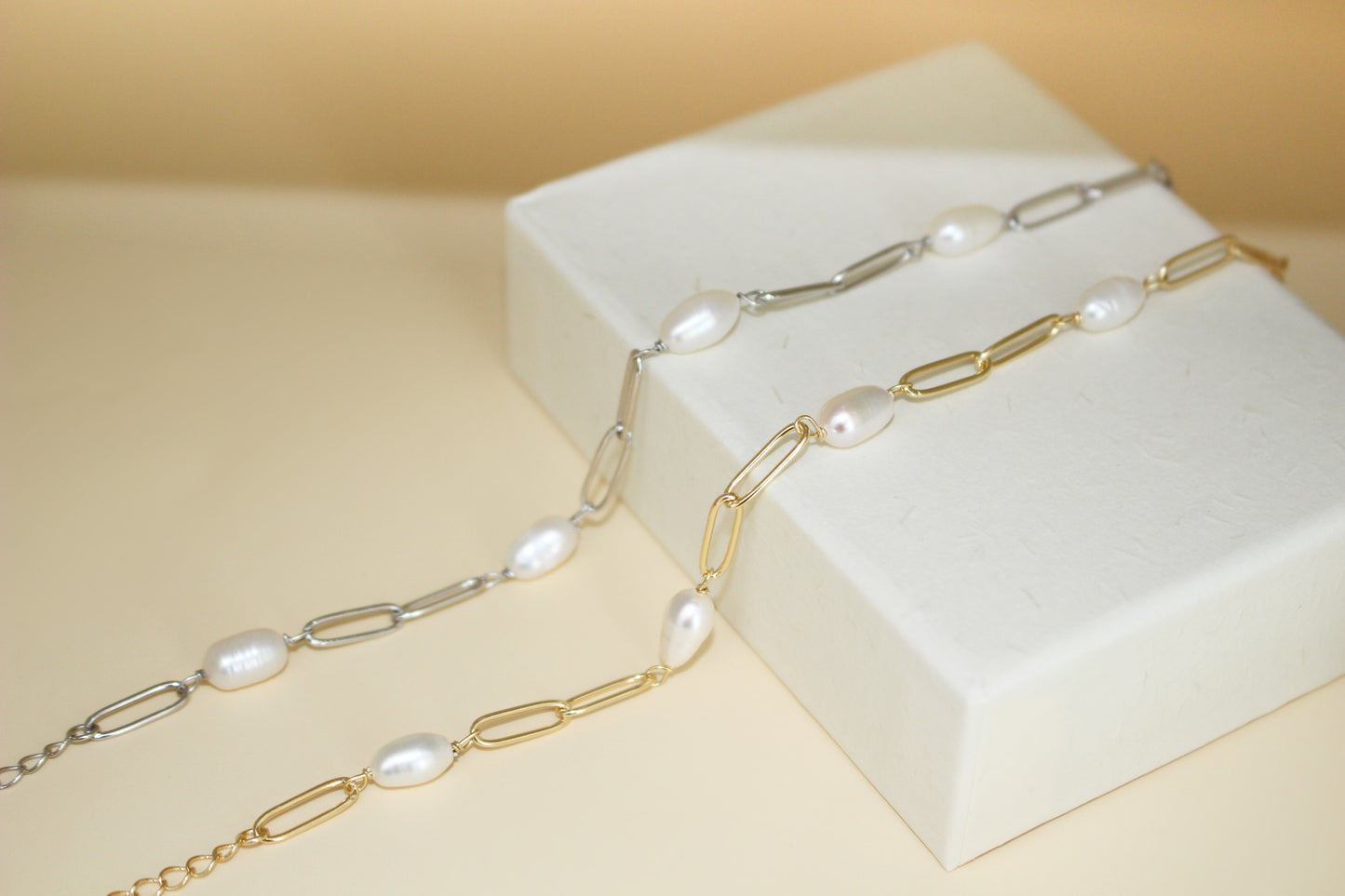 Paperclip Pearl Bracelet in 925 Sterling Silver 14K Gold