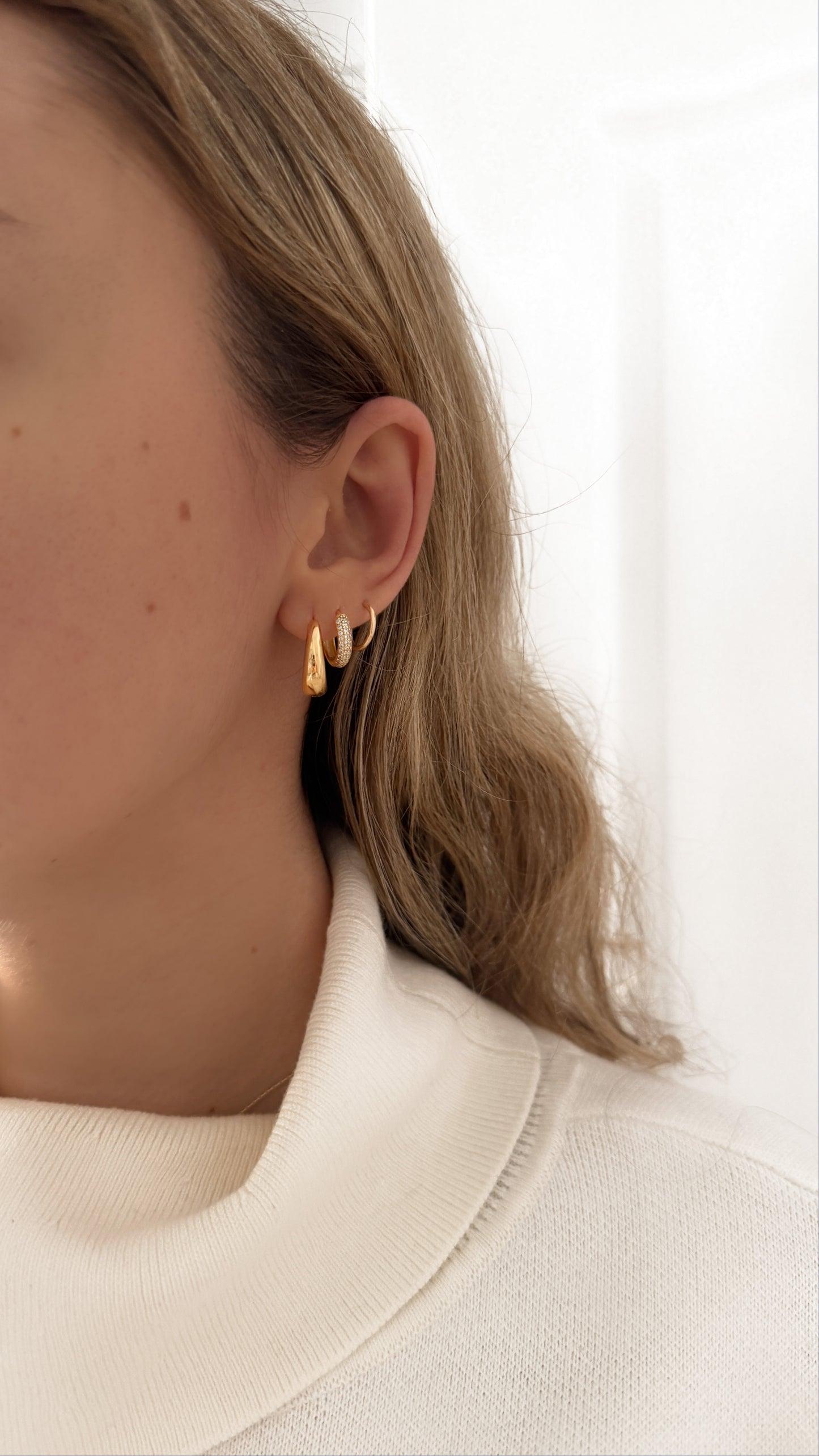 18k Gold Vermeil Round Hoops Earrings ∙ 18mm