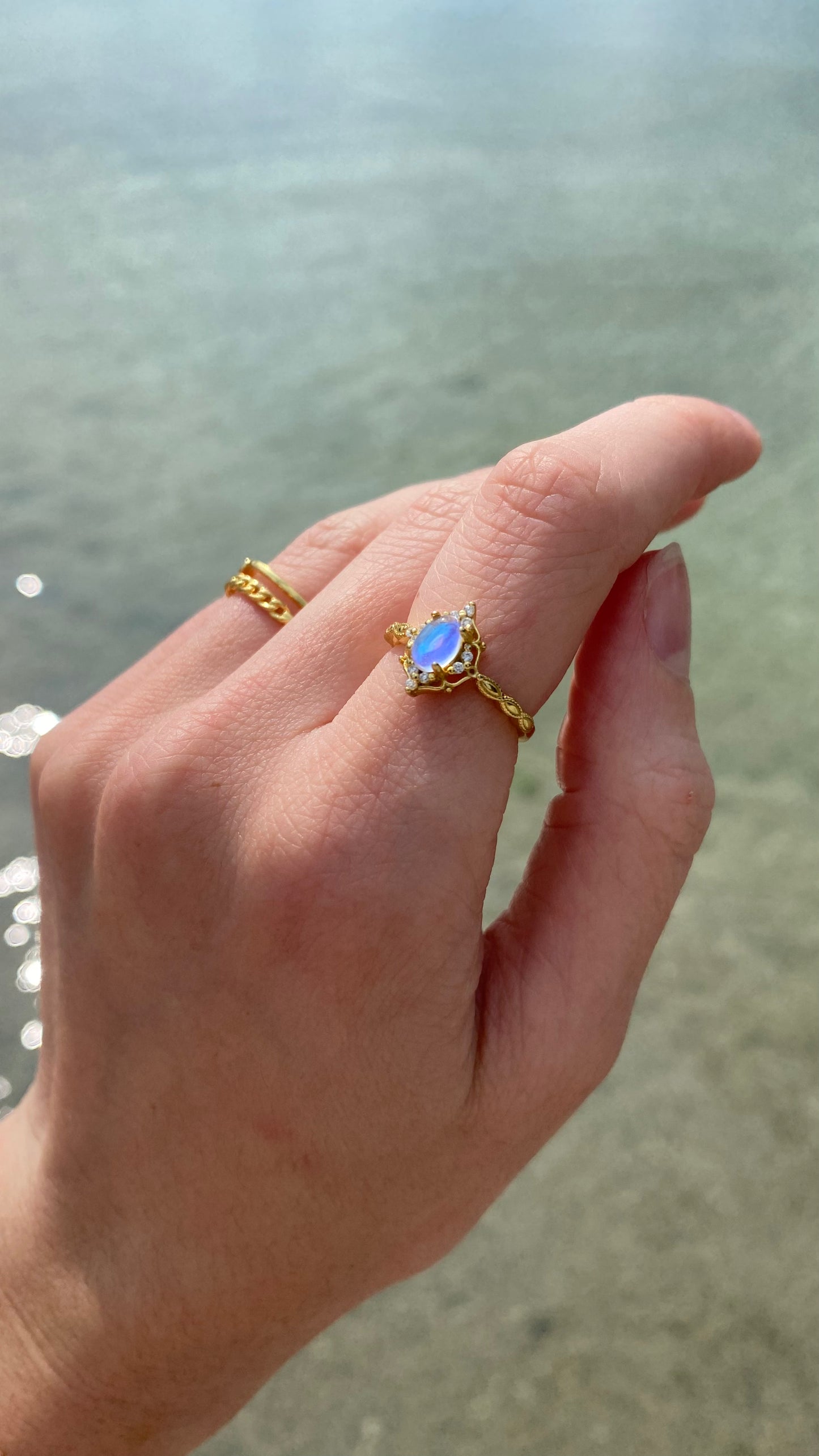 18k Moonstone Ring in 925 Sterling Silver Vintage Princess Adjustable Ring