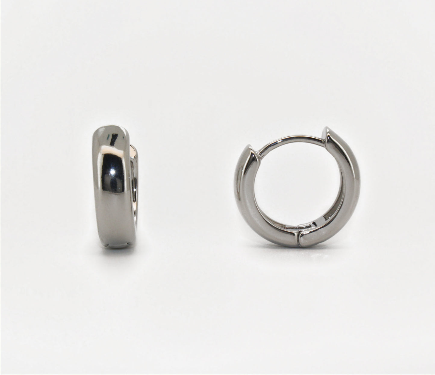JEN - Chunky hoops earrings in silver ∙ Minimalist Creole earrings ∙ 1 pair ∙ Silver Huggies ∙ 15mm