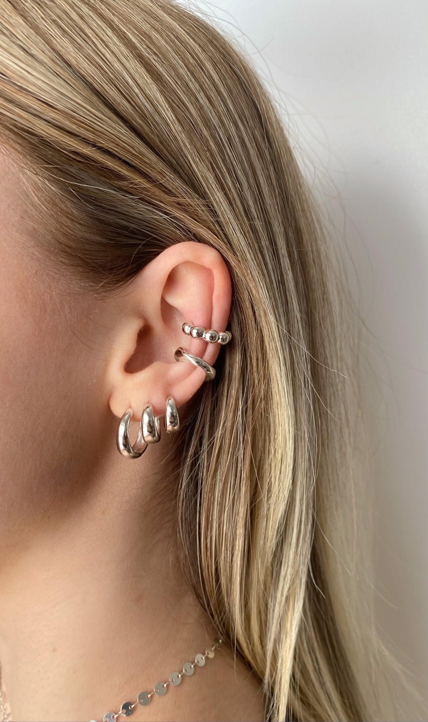INESS - Manchette d'oreille en argent sterling 925 | Boucles d'oreilles en or à forme organique