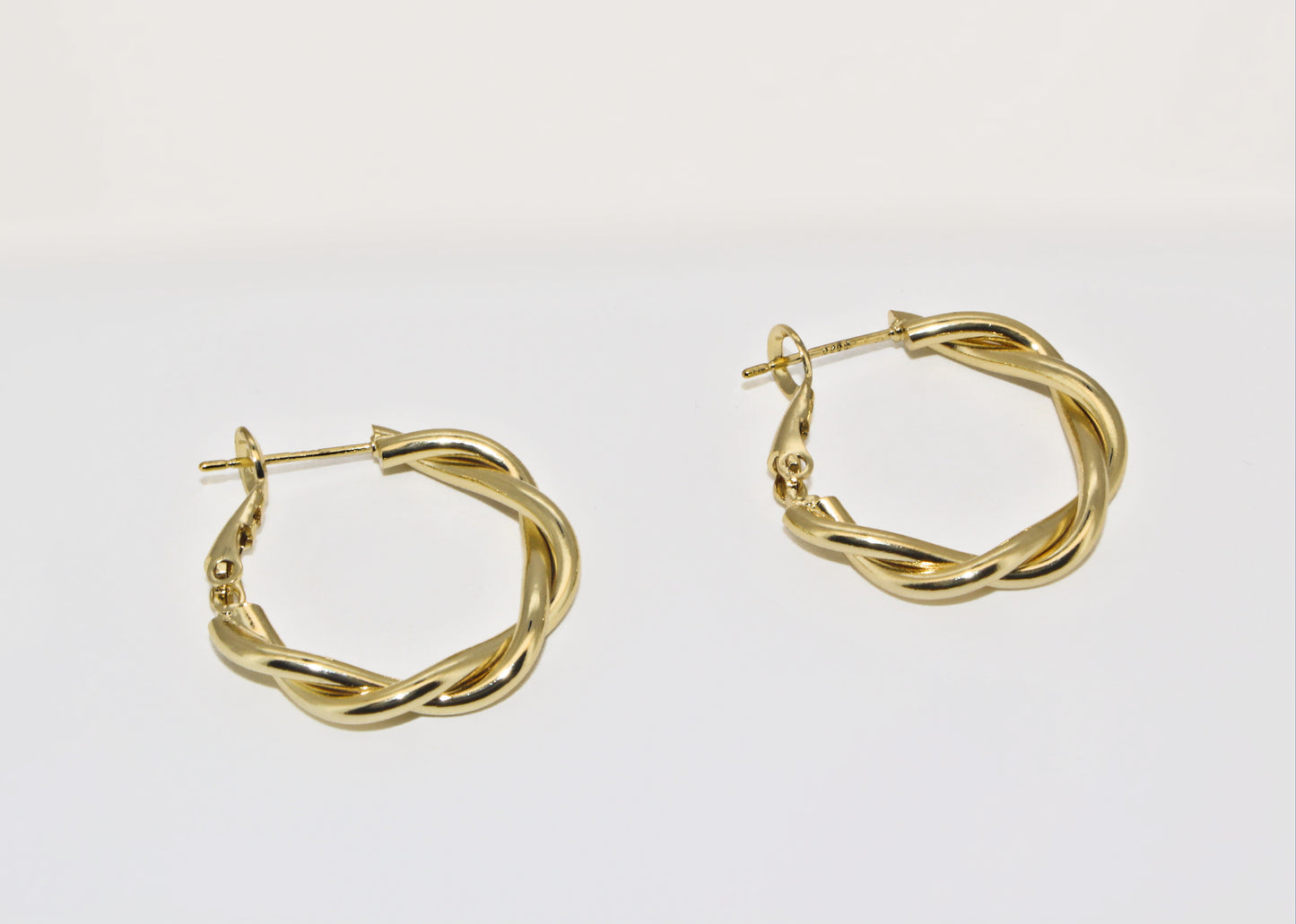 QUEENLY - Boucles d'oreilles torsadées or 14k