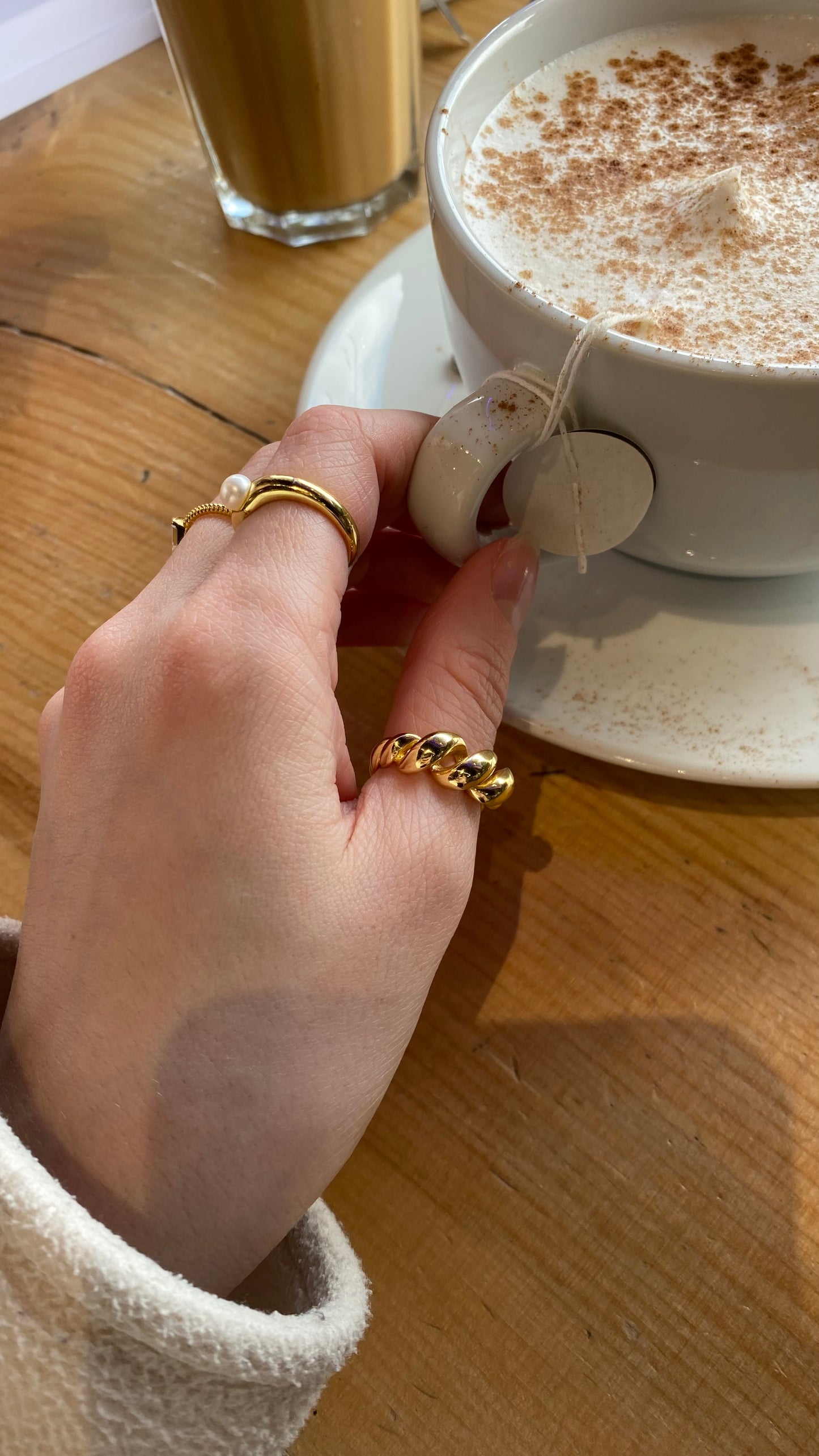 CROISSANT ∙ 925 Sterling Silver Ribbon Ring ∙ Candy Ring ∙ Twisted Gold Ring ∙ Unique Solid Silver Signet ∙ Adjustable Ring Creation Megane