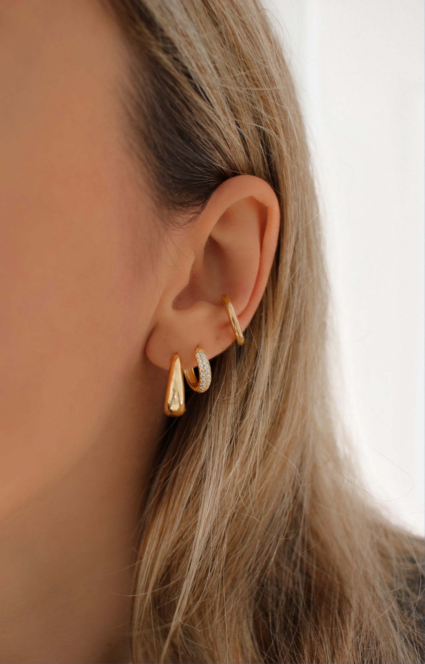 18k Gold Vermeil Round Hoops Earrings ∙ 18mm