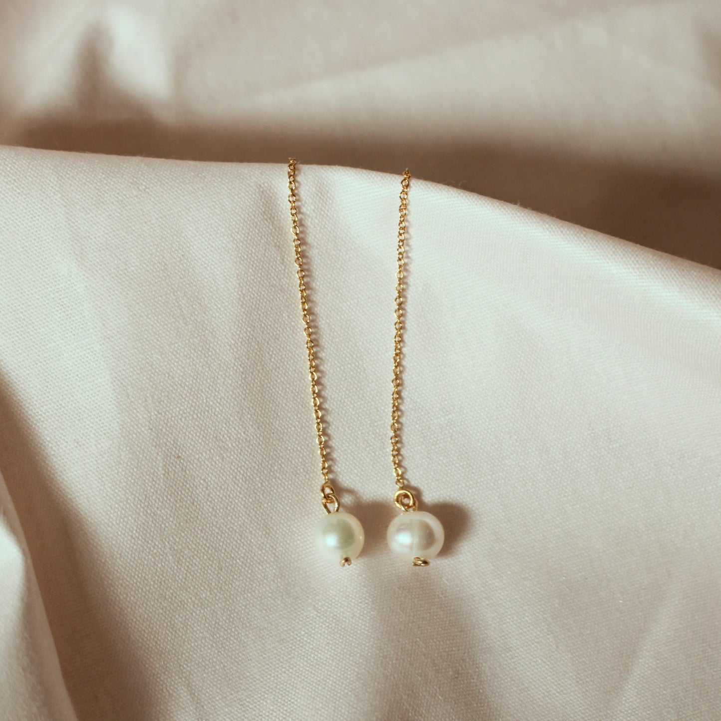 Dangling pearl earrings - Long Threader Pearls Earrings in 14kGF · gold earrings