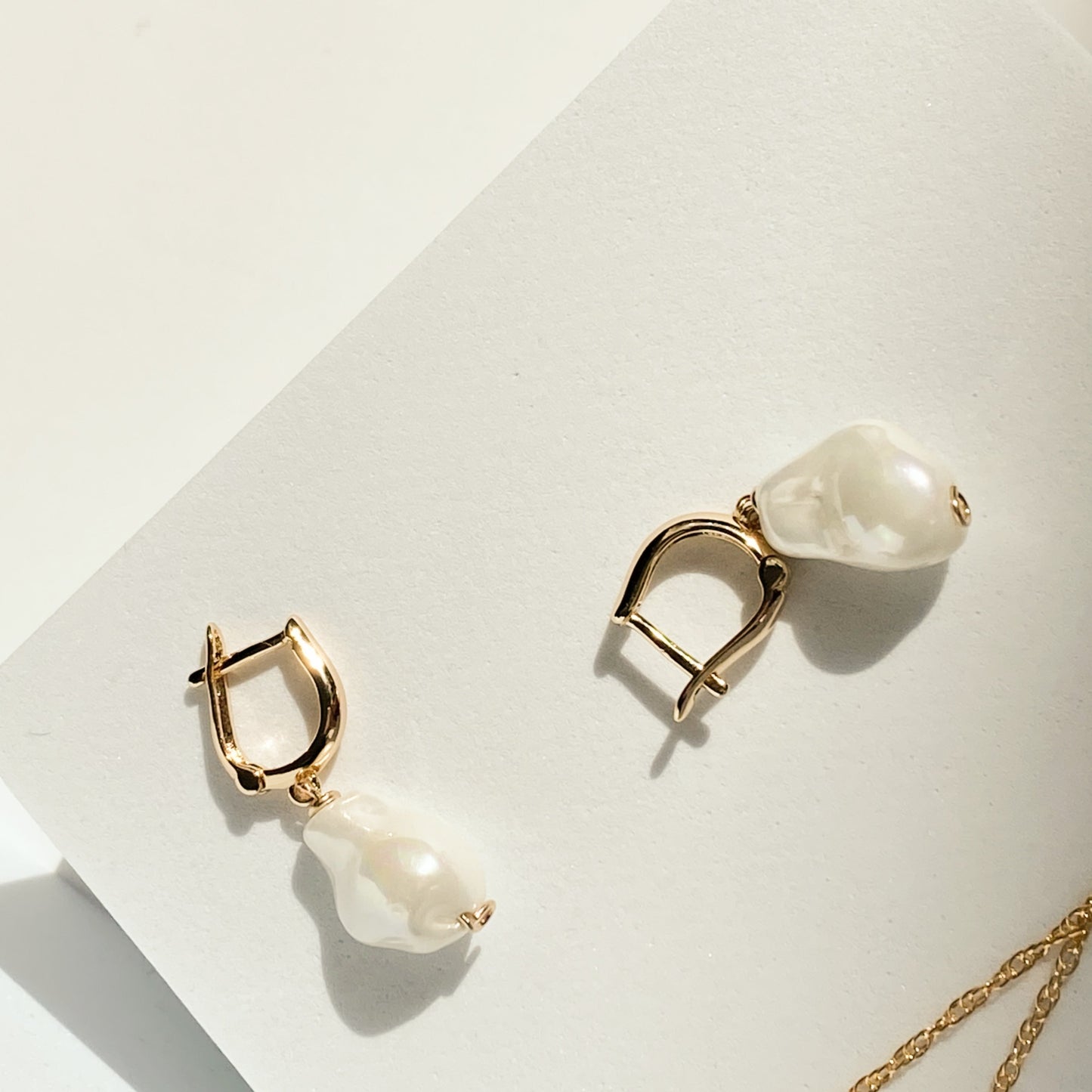 MUSE - 14K Gold and Vegan Baroque Pearls Irregular Earrings