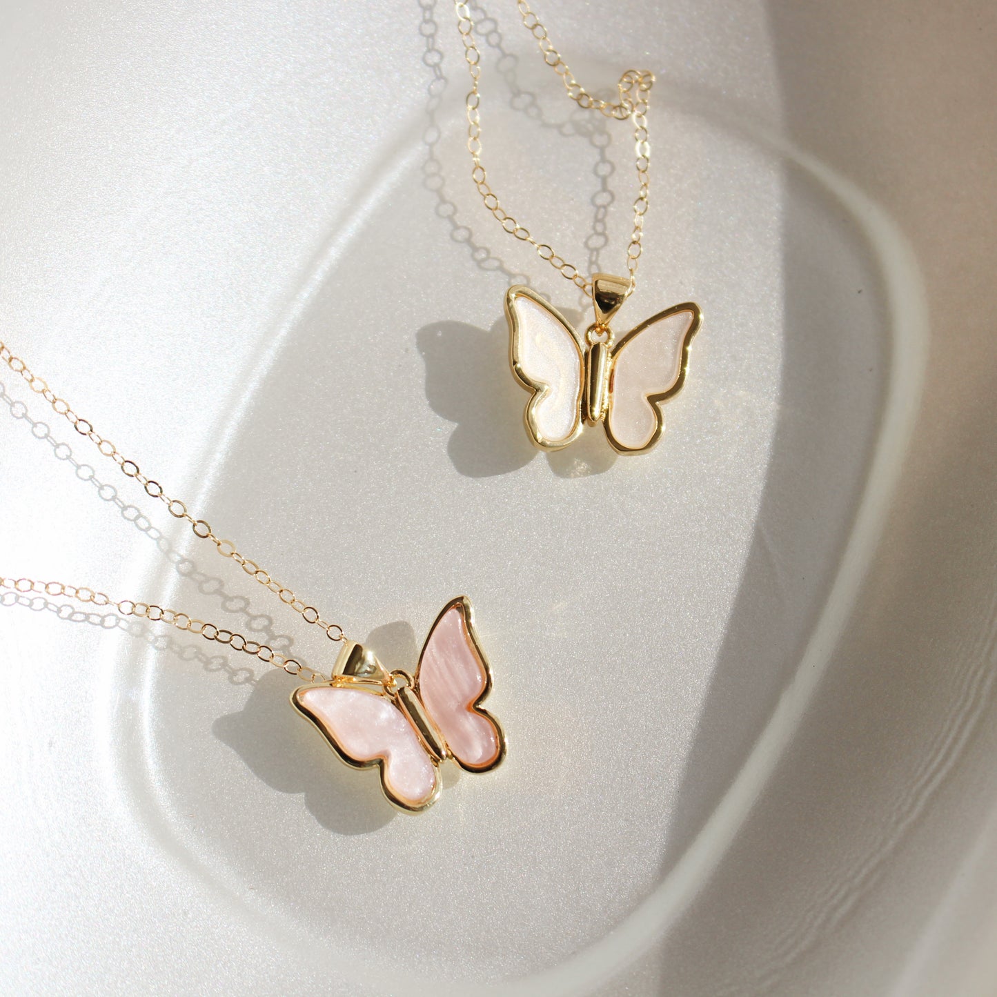 Dainty mariposa - 14k Gold Filled Butterfly Pendant Necklace Charm Love Enamel