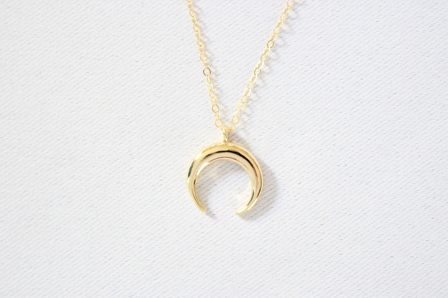 Double Horn Necklace ∙ 18K Crescent Horn Pendant and 14k Gold Filled chain ∙ Dainty Gold Moon ∙ Gift for her ∙ Boho necklace