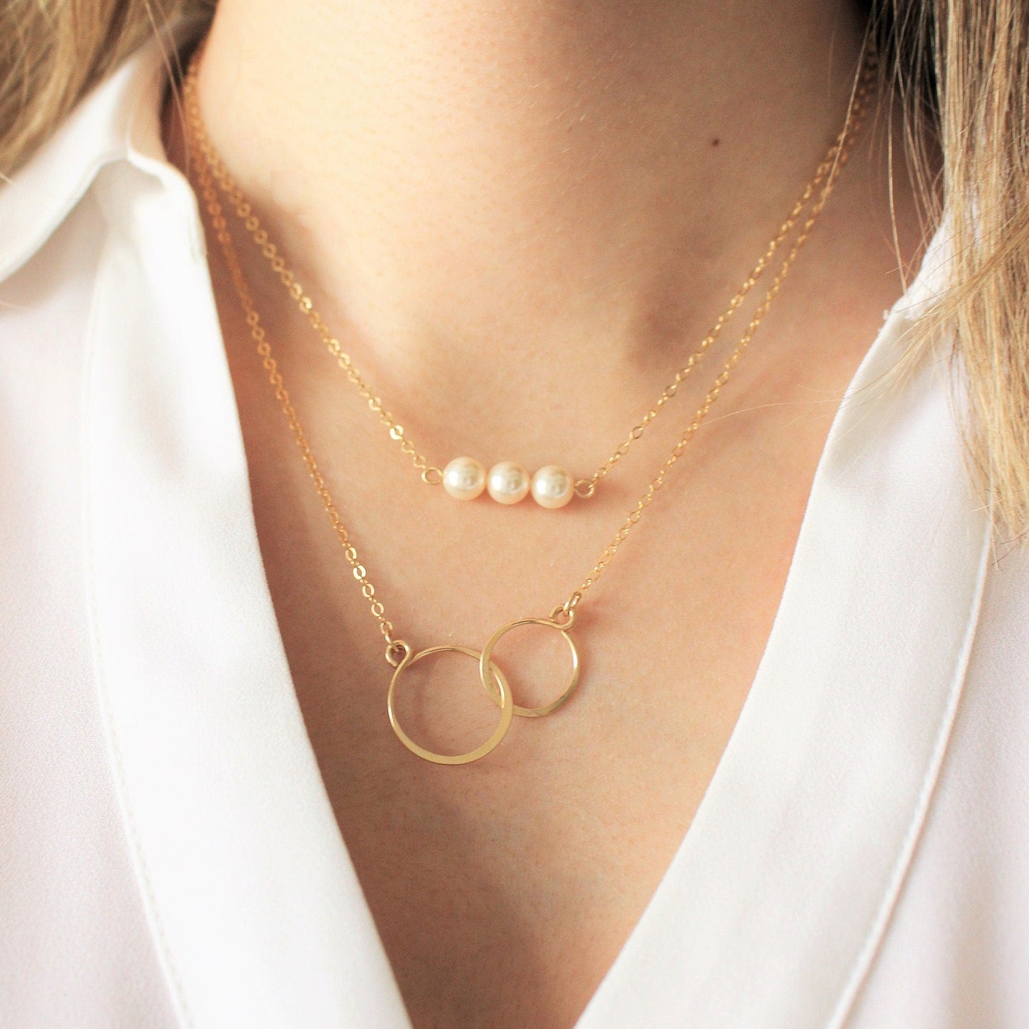 Forever Necklace in 14K gold filled ∙ Dainty gold necklace for women ∙ Infinity Eternity Jewelry ∙ Gift for women ∙ 2 circles