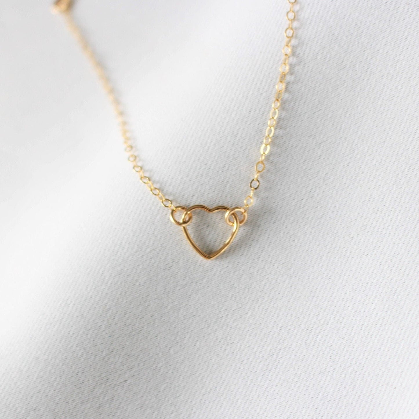 14k Gold Filled Mini Heart Wire Necklace