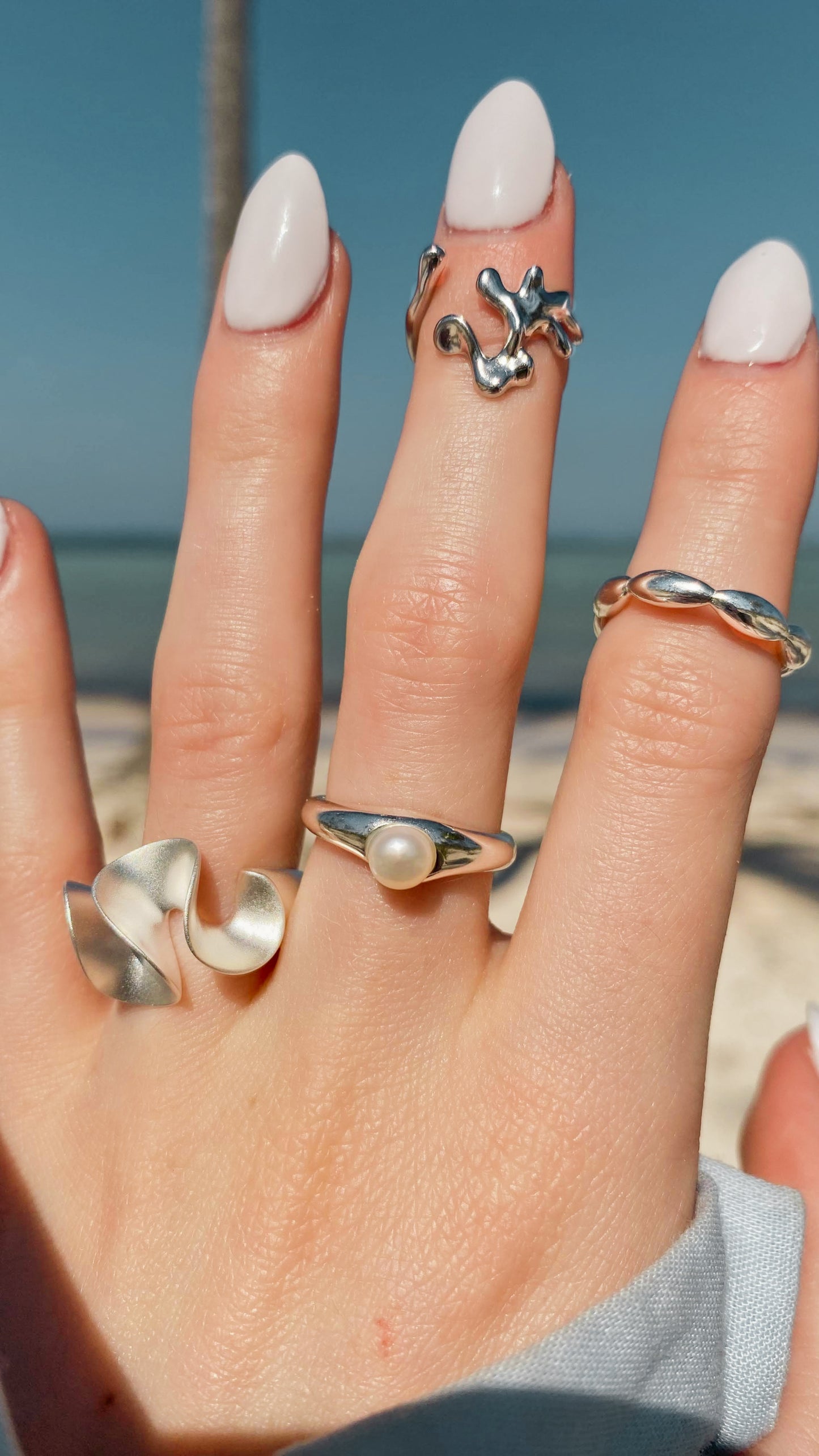 Ribbon Spiral Twist Ring in 925 Sterling Silver