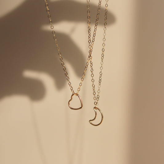 Moon or Heart wire catcher ∙ 14K Gold Filled Necklace ∙ Moon pendant charm necklace