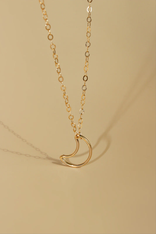 Attrape-lune en fil de fer - Collier rempli d'or 14 carats | Collier charm pendentif lune
