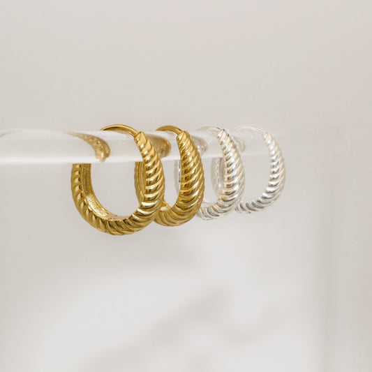 SELENA - Minimal Twisted Hoops in 925 Sterling Silver Filled ∙ 18k Gold Daily Wear Earrings ∙ Croissant Hoop