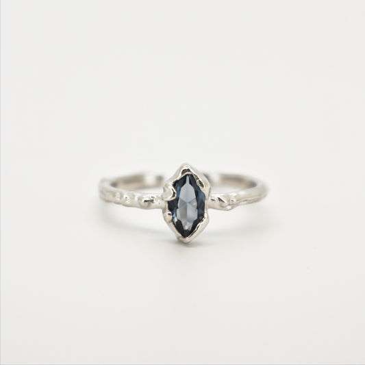 Authentic S925 Sterling Silver Ring ∙ Dark Blue Sapphire Zirconia ∙ Unique size ∙ Adjustable Ring ∙ Marquise Ring ∙ Engagement Ring