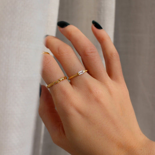 Dainty Baguette Ring in 925 Sterling Silver gold plated ∙ Fine Stackable rings ∙ 100% silver ∙ Sparkling Ring ∙ Thin Twisted Band Ring