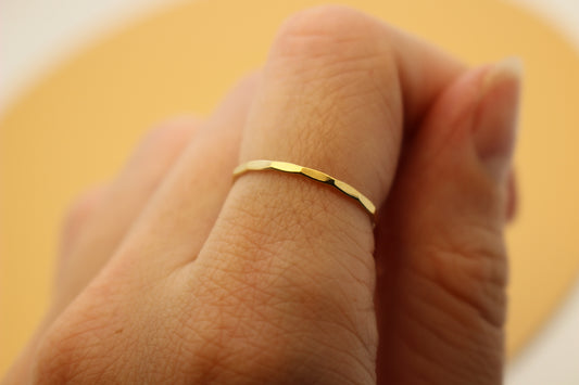 14k Gold Filled Ring ∙ Minimalist Ring ∙ Mother Daughter Gift ∙ Hammered Stacking Band ∙ Simple Gold Ring ∙ Tarnish Resistant 1x