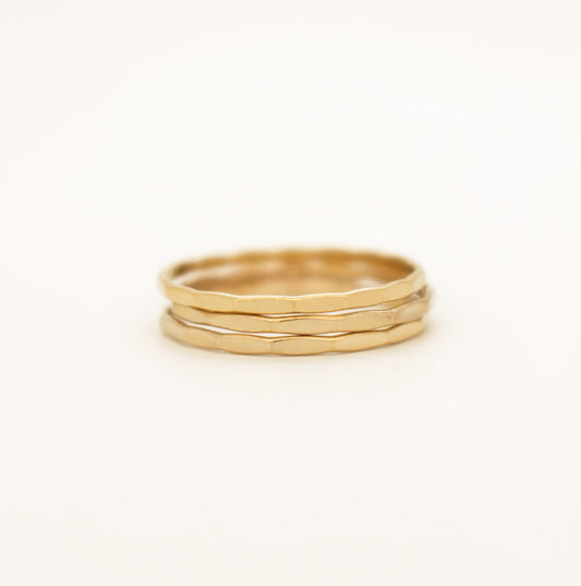 14k Gold Filled Ring ∙ Minimalist Ring ∙ Mother Daughter Gift ∙ Hammered Stacking Band ∙ Simple Gold Ring ∙ Tarnish Resistant 1x