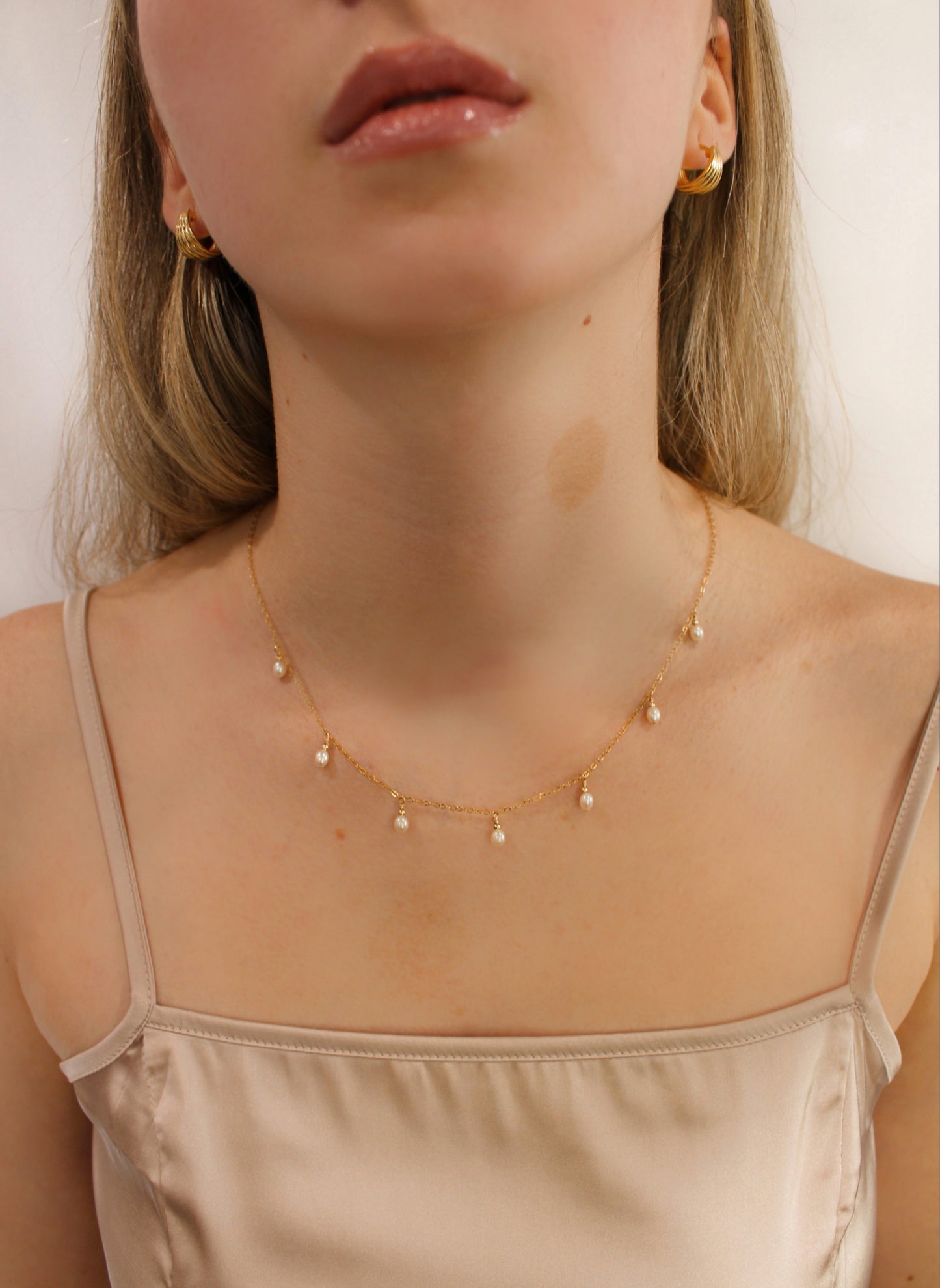 14K Gold Filled Dainty Freshwater Dangling Pearl Necklace