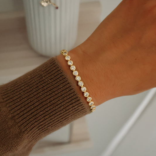 18k Gold Tennis Round Bracelet for Her · Diamond Bracelet · Bezel Tennis Bracelet
