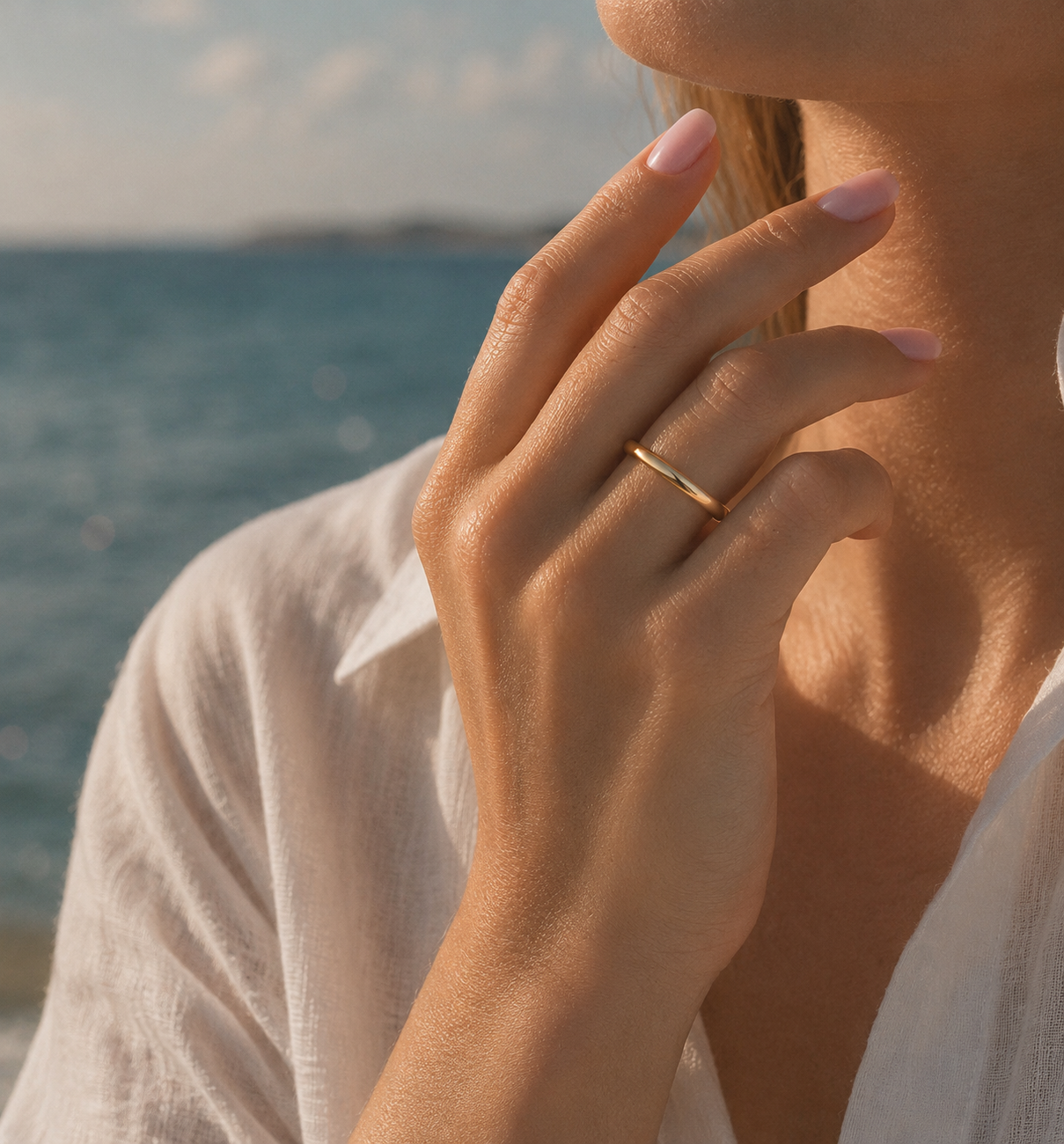 Eternity Band Ring in 925 Sterling Silver 18k Gold · Complete with a charm · Thin Stacking Ring · Domed Comfort Fit