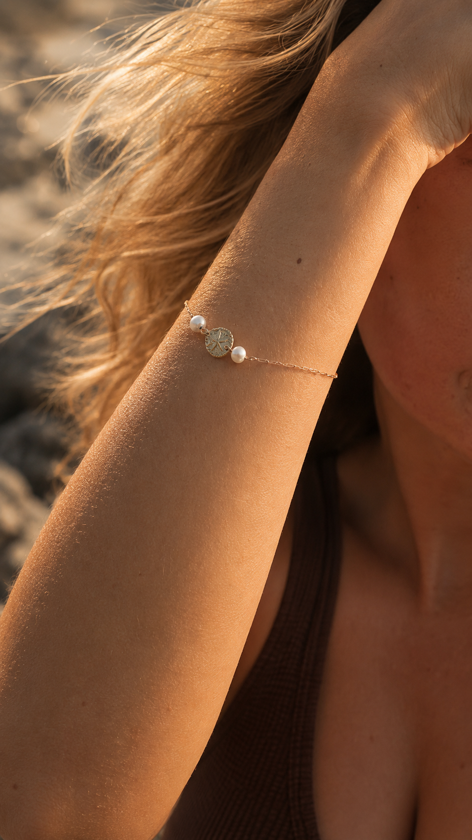 14k Gold Filled Sea Shell Bracelet with pearls ∙ Sand Dollar Charms ∙ Wedding Beach Jewelry ∙ Waterproof Bracelet