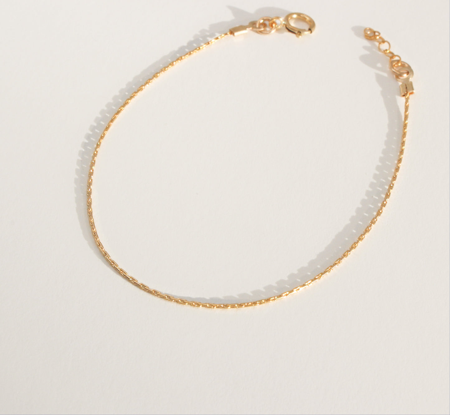 14k Gold Filled Snake Chain Bracelet ∙ Minimalist Layering Bracelet ∙ Adjustable Bracelet For Women ∙ Gift for wife ∙ 0.7mm ∙ Anti tarnish