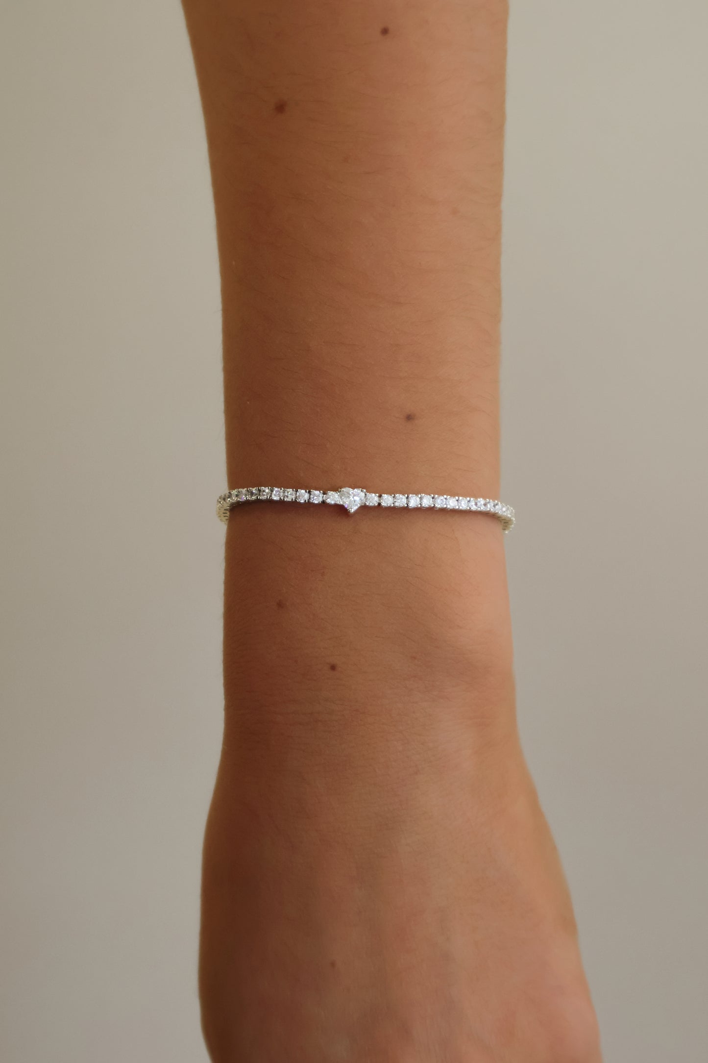 Minimalist Heart Tennis Bracelet in Silver Plated