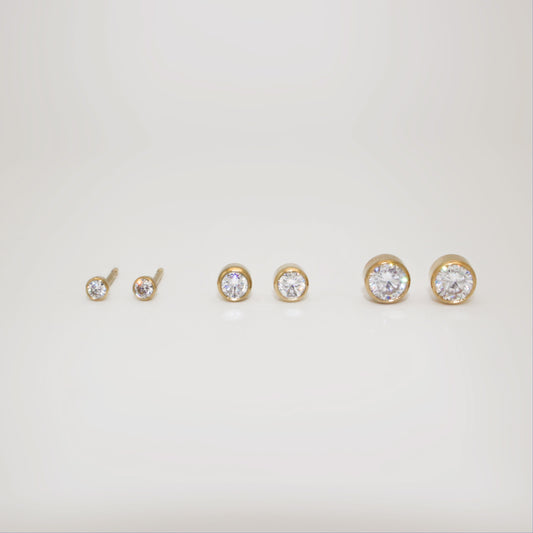 Dainty 14kt Gold Filled Round Zirconia ∙ Studs Earrings
