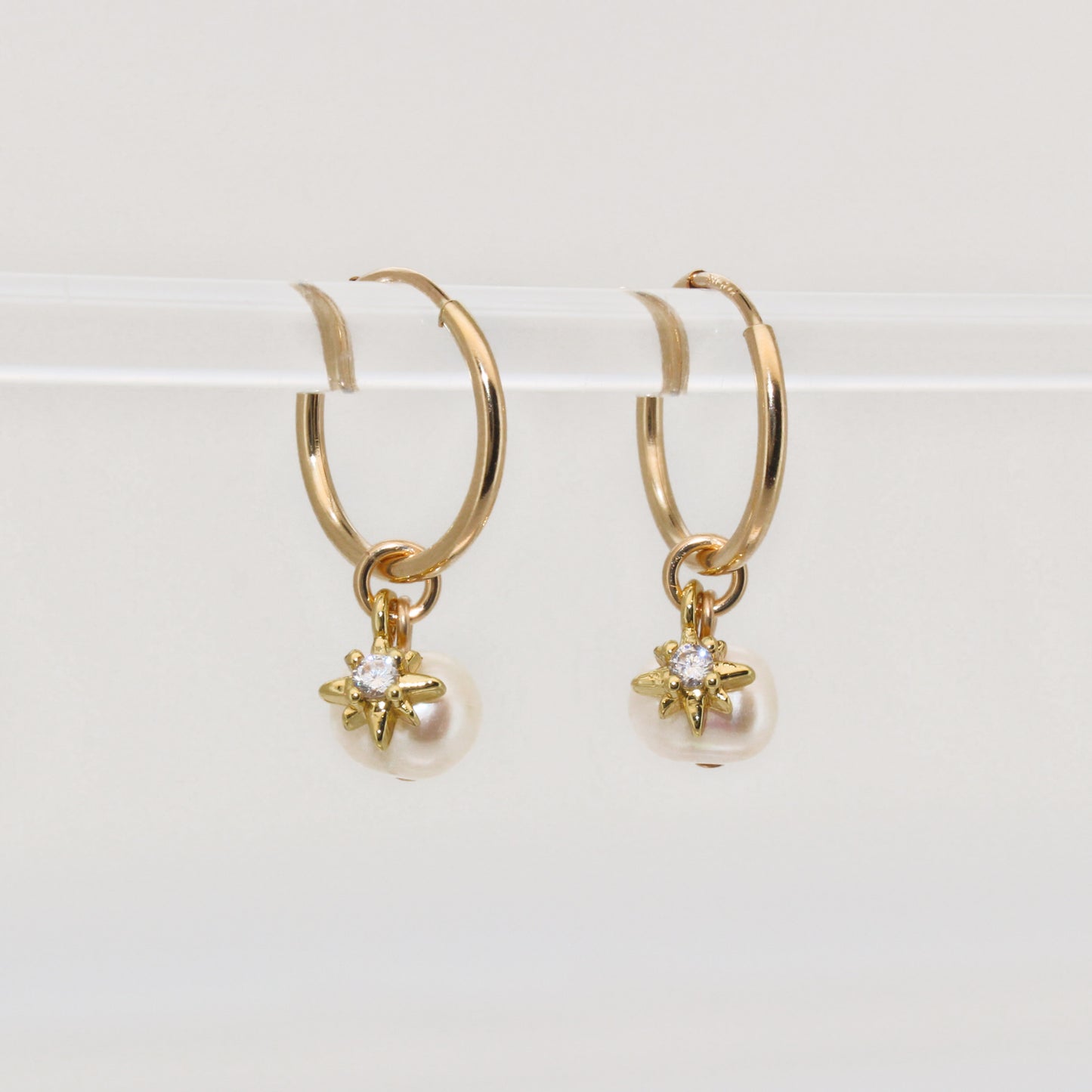 Elisa - Boucles d'Oreilles Créoles Perles Gold Filled 14 Carats