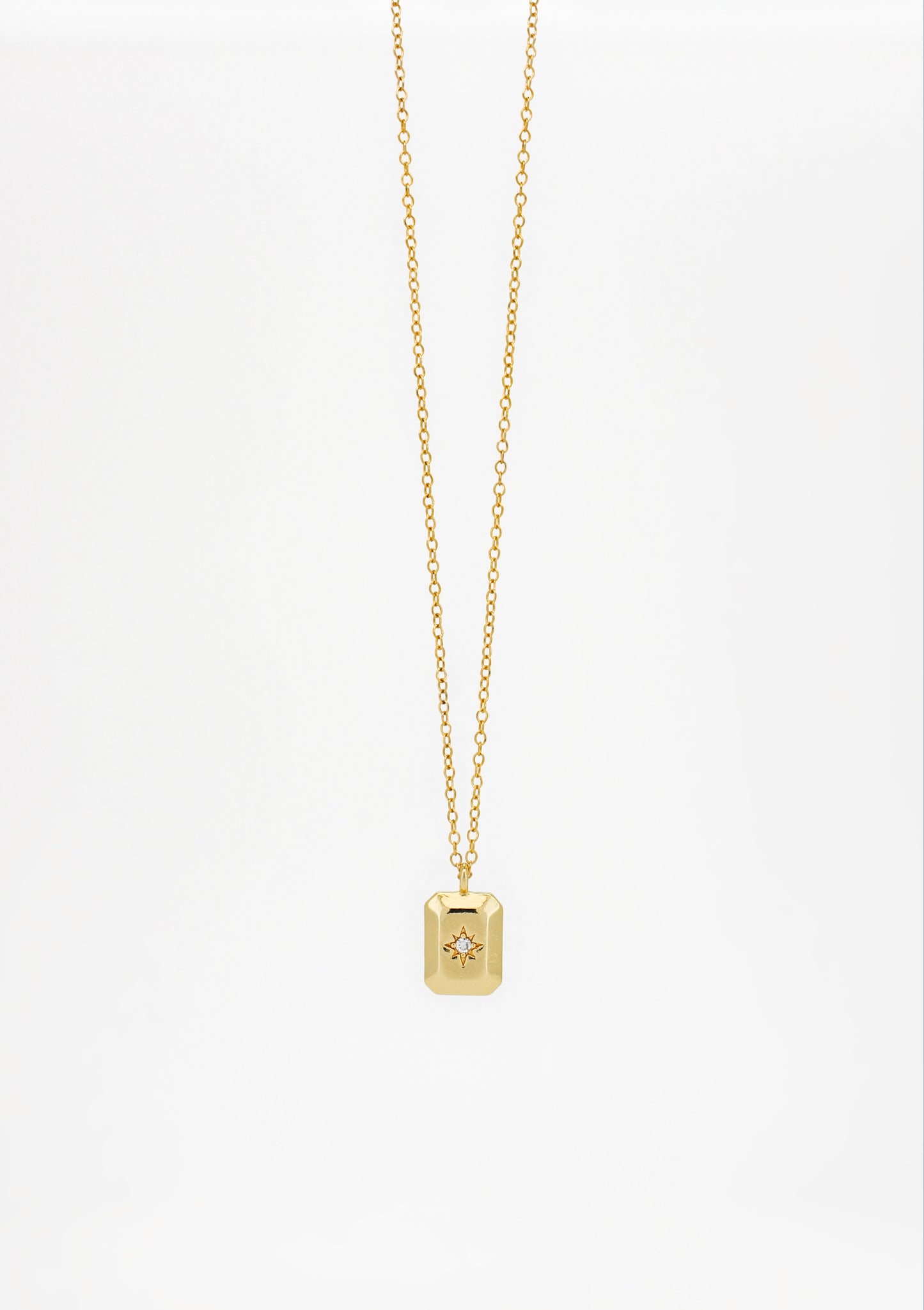 Médaillon de collier étoile rempli d'or 14 carats | Pendentif médaille étoile | Bijoux célestes de qualité minimaliste