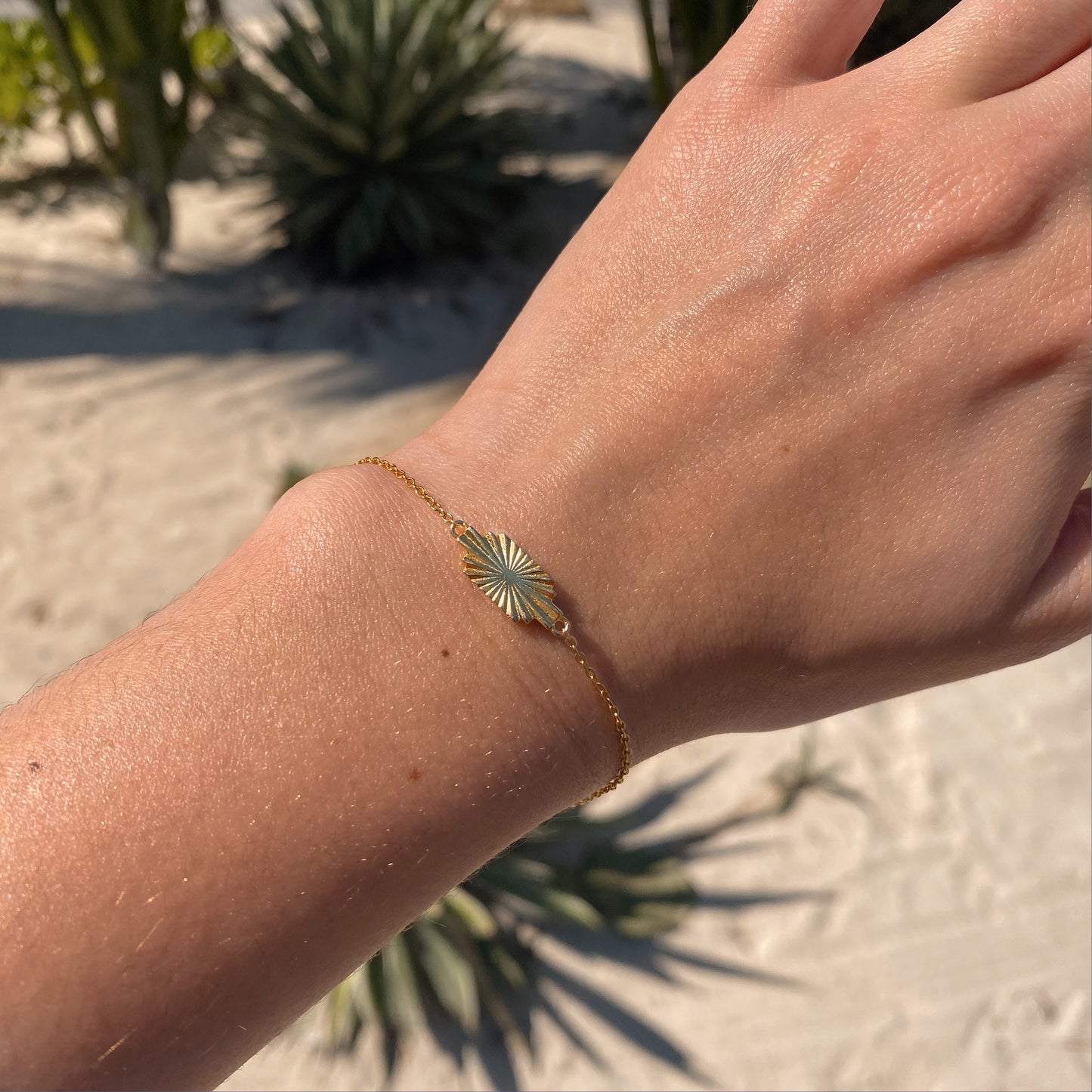 18k Gold Vermeil Sunburst Bracelet ∙ Hexagon Minimalist Bracelet∙ Jewelry For Women ∙ Hypoallergenic ∙ Waterproof