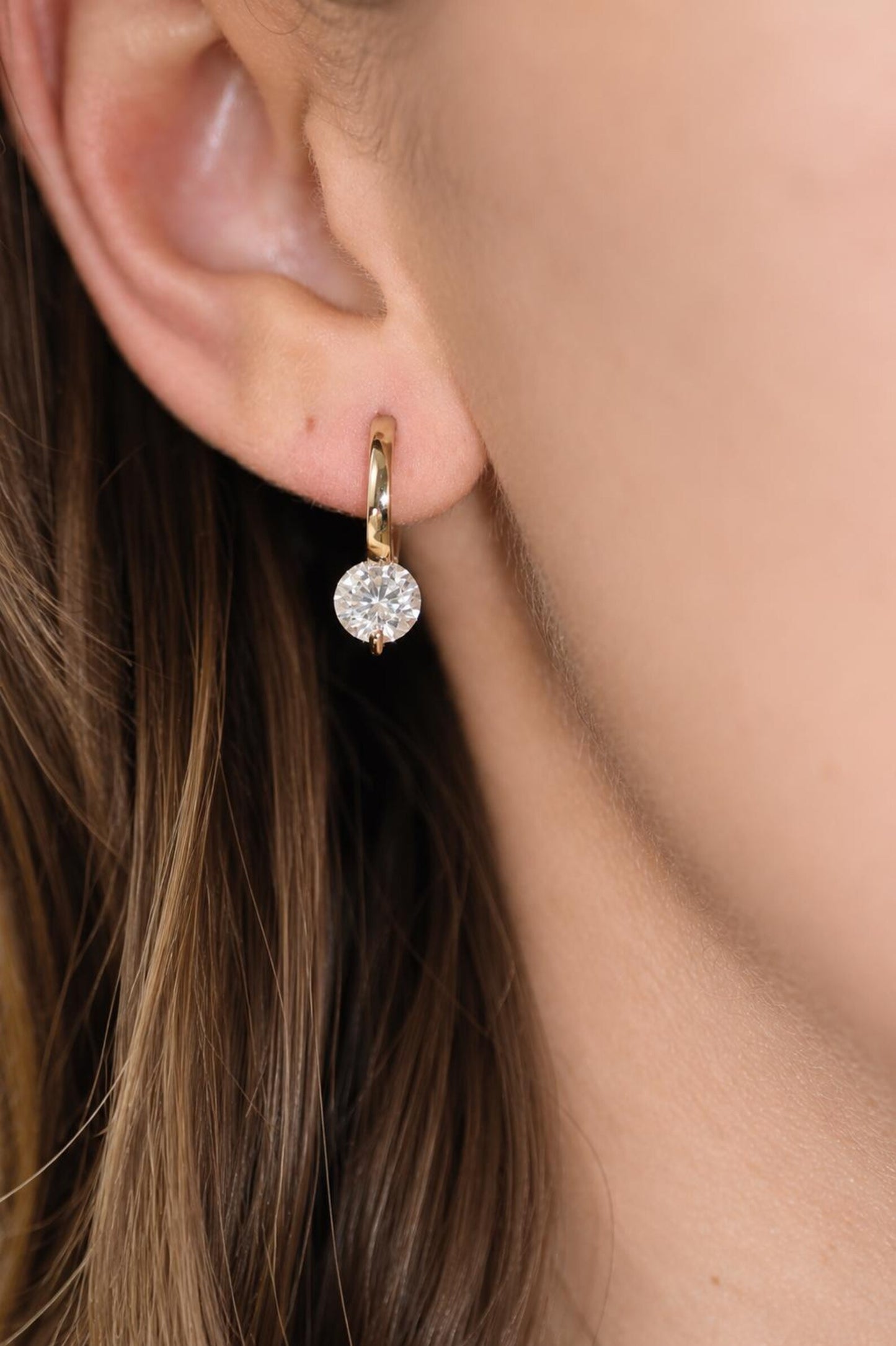 Certified VVS1 Moissanite Huggie Hoop Earrings ∙ Round Cut Diamond-Look Earrings