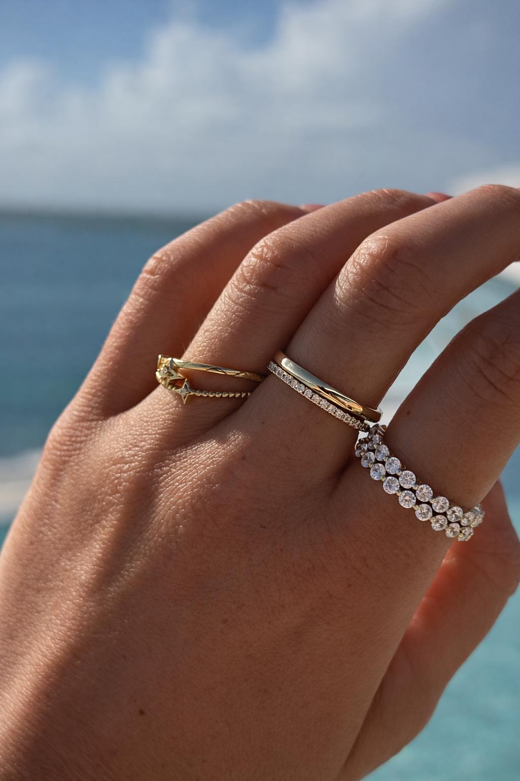 Eternity Band Ring in 925 Sterling Silver 18k Gold · Complete with a charm · Thin Stacking Ring · Domed Comfort Fit