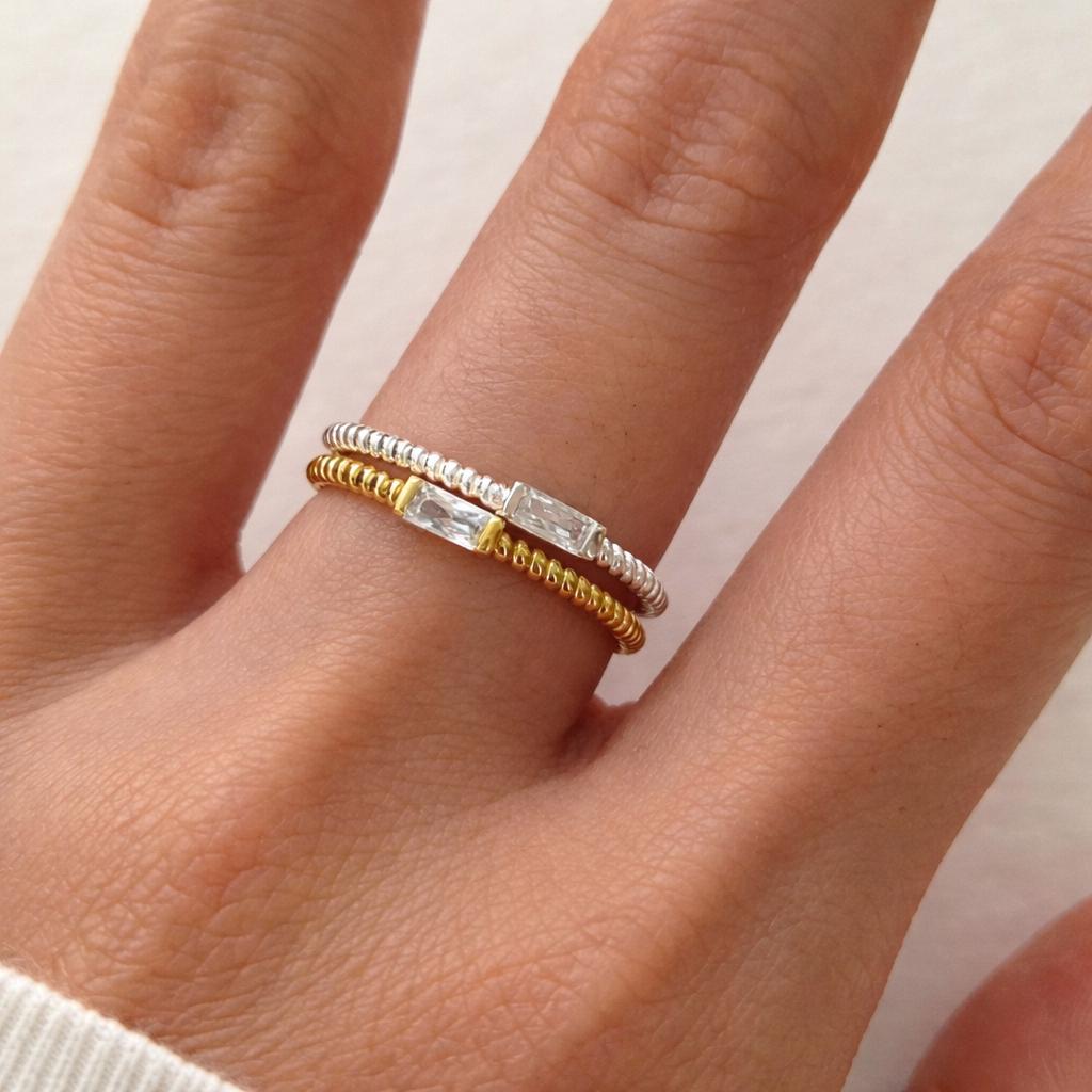 Dainty Baguette Ring in 925 Sterling Silver gold plated ∙ Fine Stackable rings ∙ 100% silver ∙ Sparkling Ring ∙ Thin Twisted Band Ring
