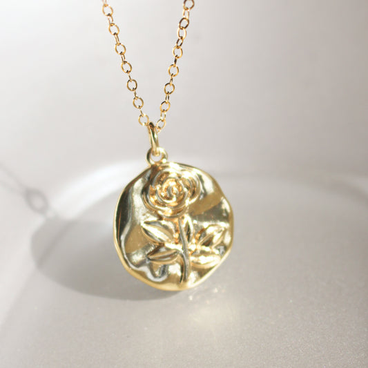 Rose Medallion Pendant Necklace in Gold